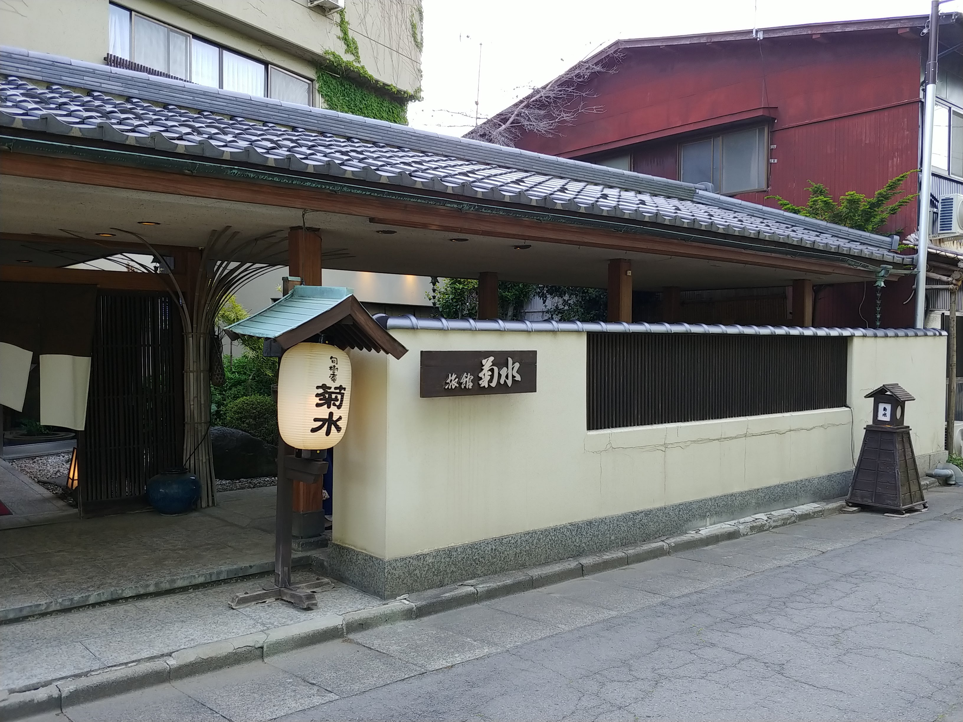 旬樹庵菊水で四季折々の美しさを堪能！上山田温泉の魅力を体験